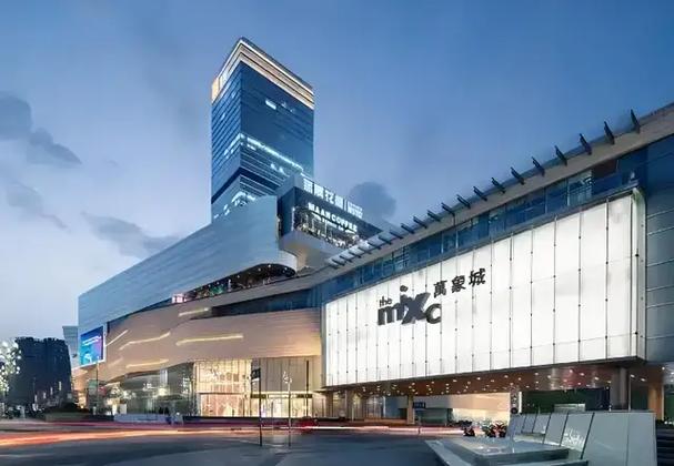 十大屋顶空间商业案例分析